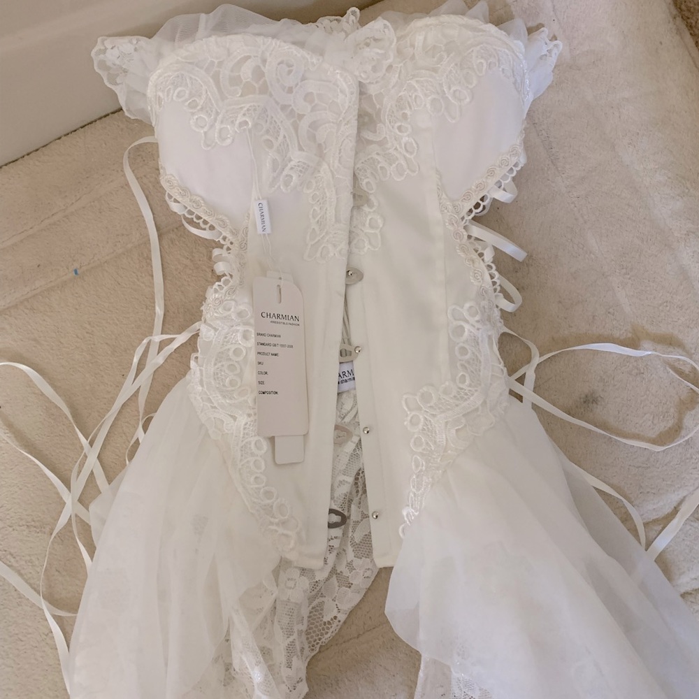 Front Adjustable White Ribbon Corset